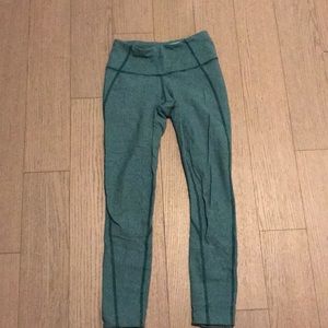 Full length green lululemon green leggings!
